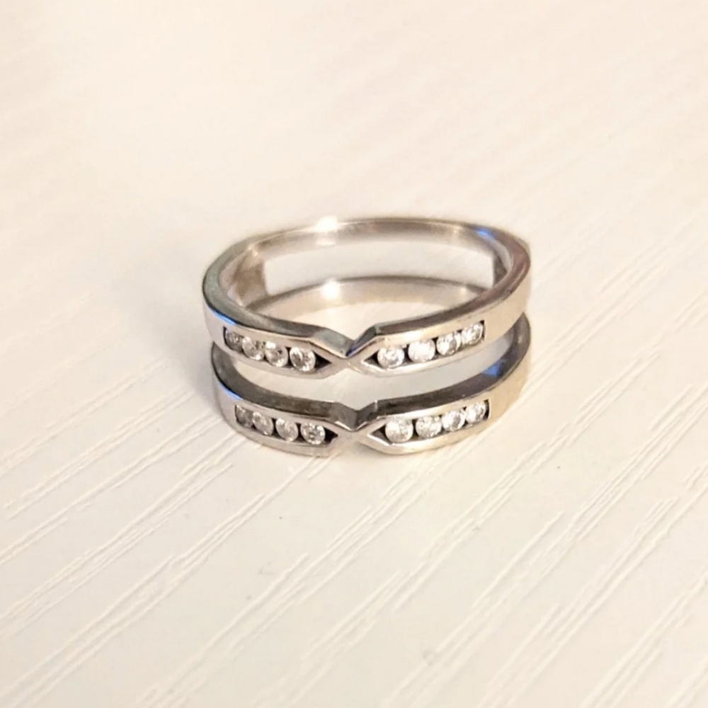 14k Diamond ring enhancer